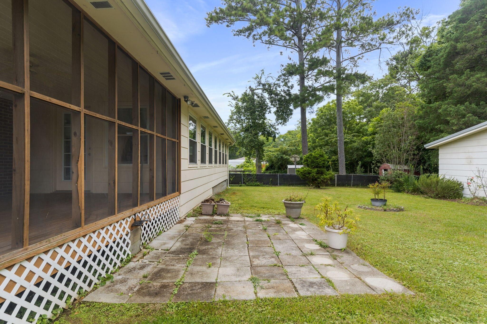 26 Stovall Street Property Photo 28