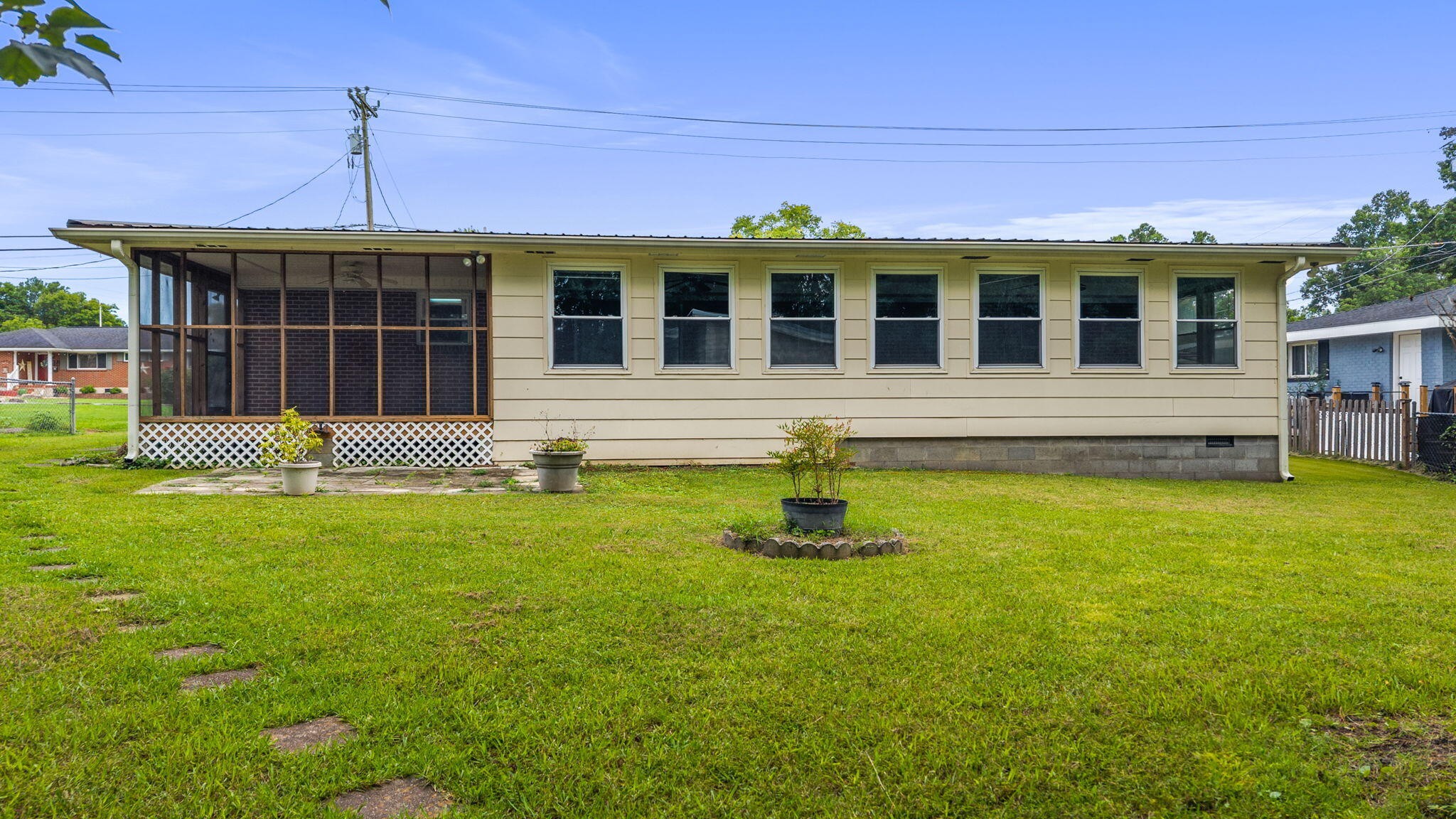 26 Stovall Street Property Photo 33