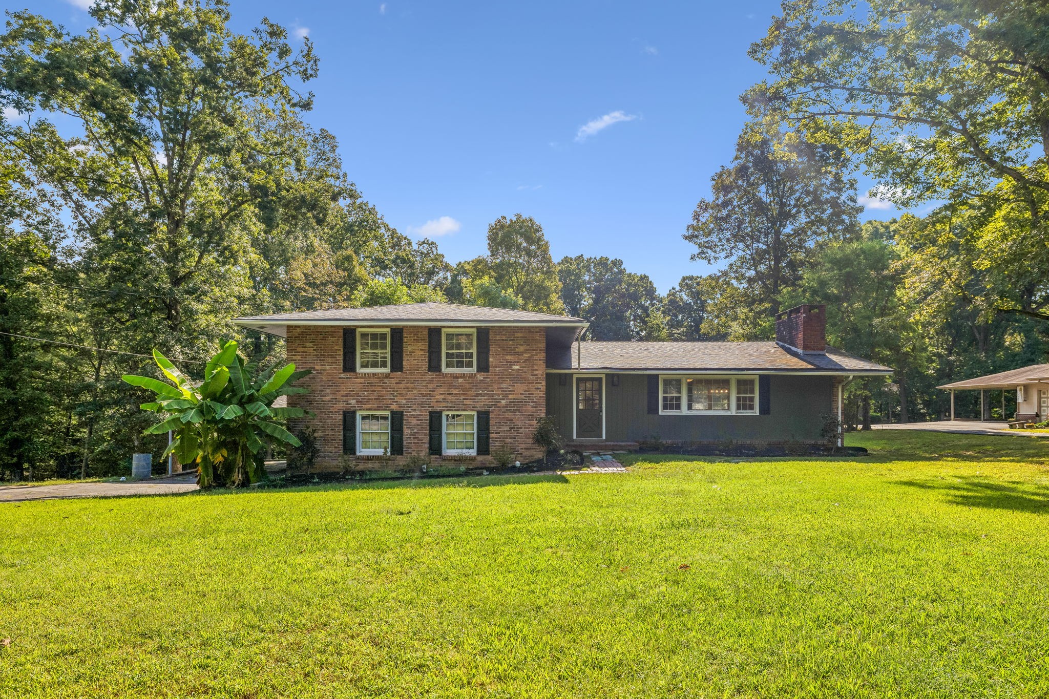 123 Cedar Hill Dr Property Photo 1