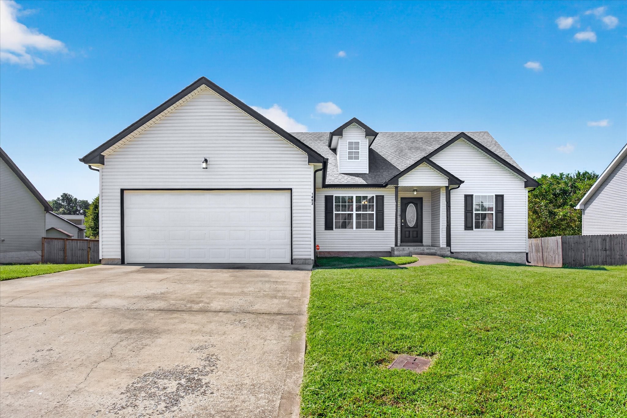 1402 Scrub Oak Drive Property Photo 1