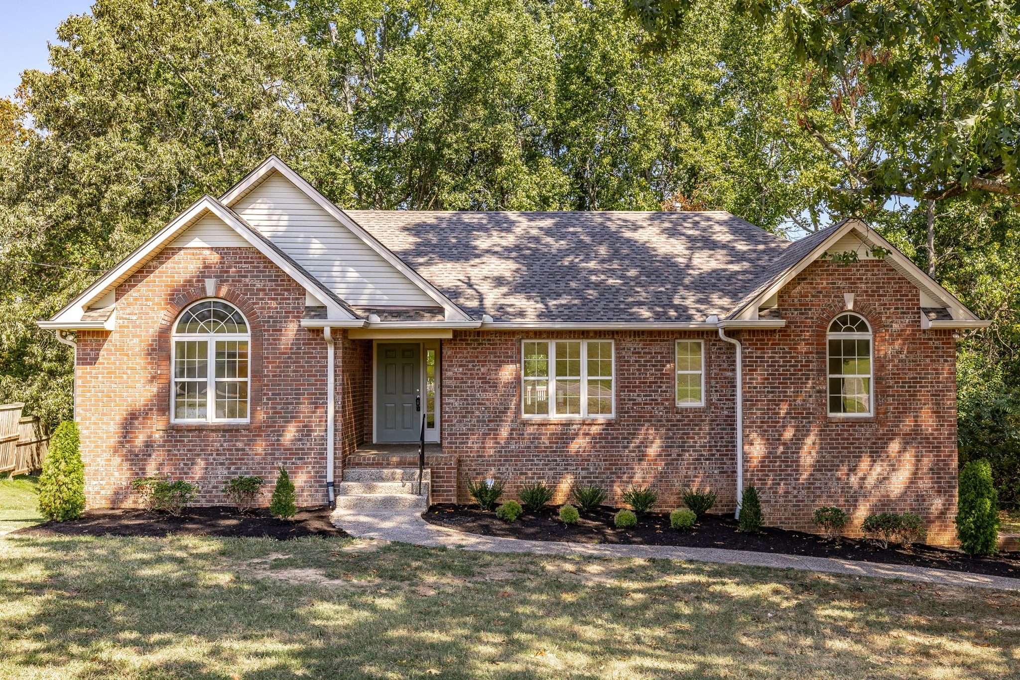 3005 Lana Ln
