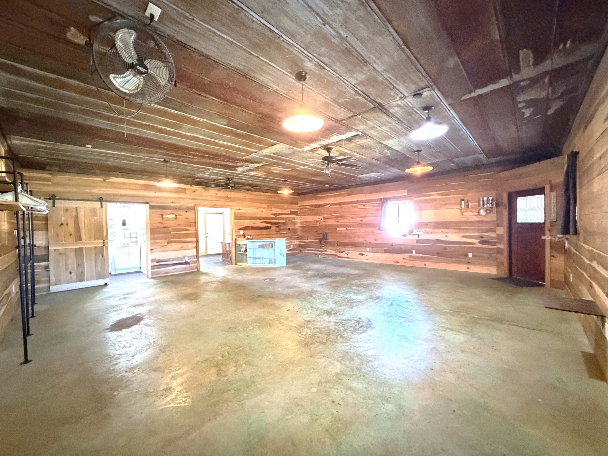 106 Main St Property Photo 8