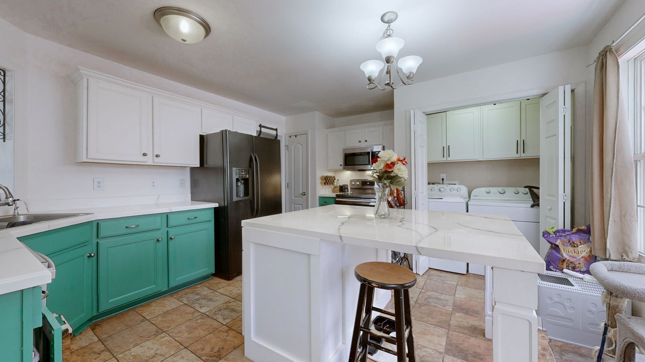 669 Wolfchase Ct Property Photo 9
