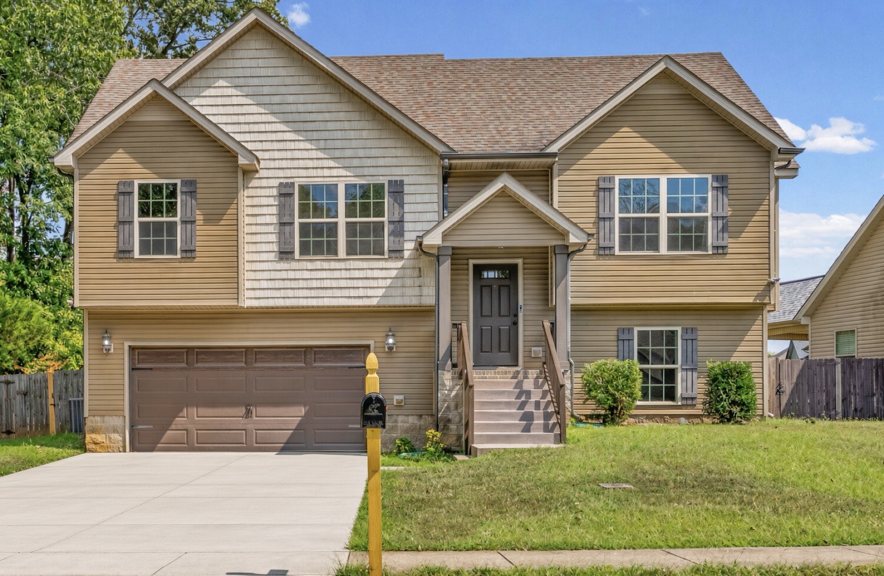 449 Cyprus Ct Property Photo 1