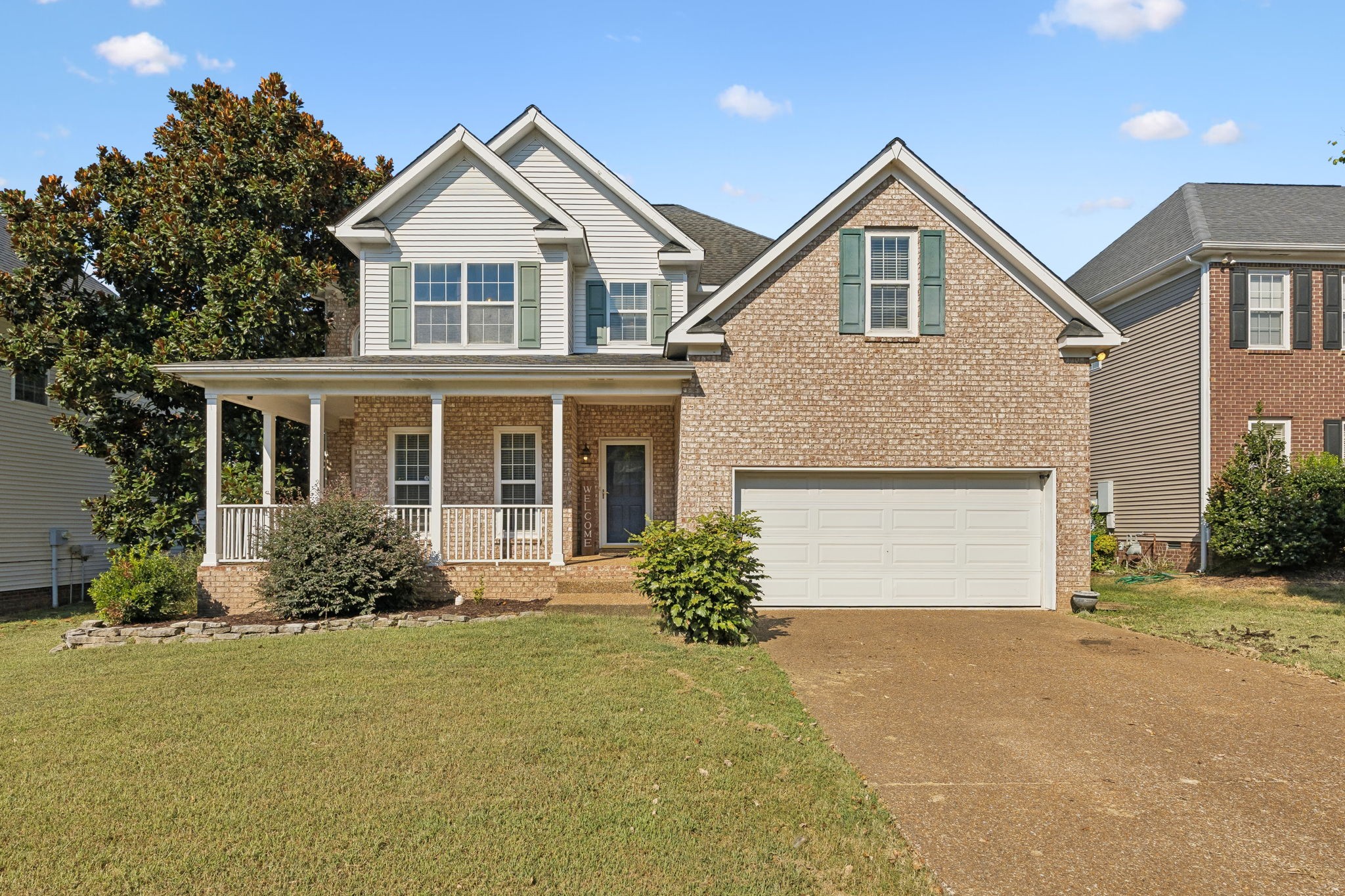 1346 Saybrook Xing Property Photo 1