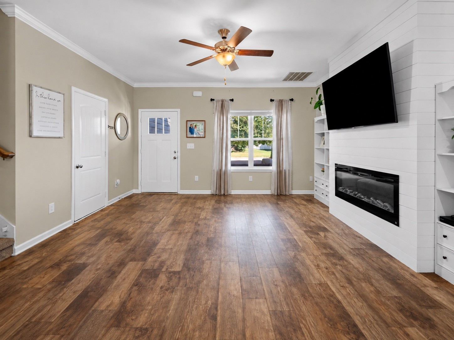 415 Tonalist Way Property Photo 10