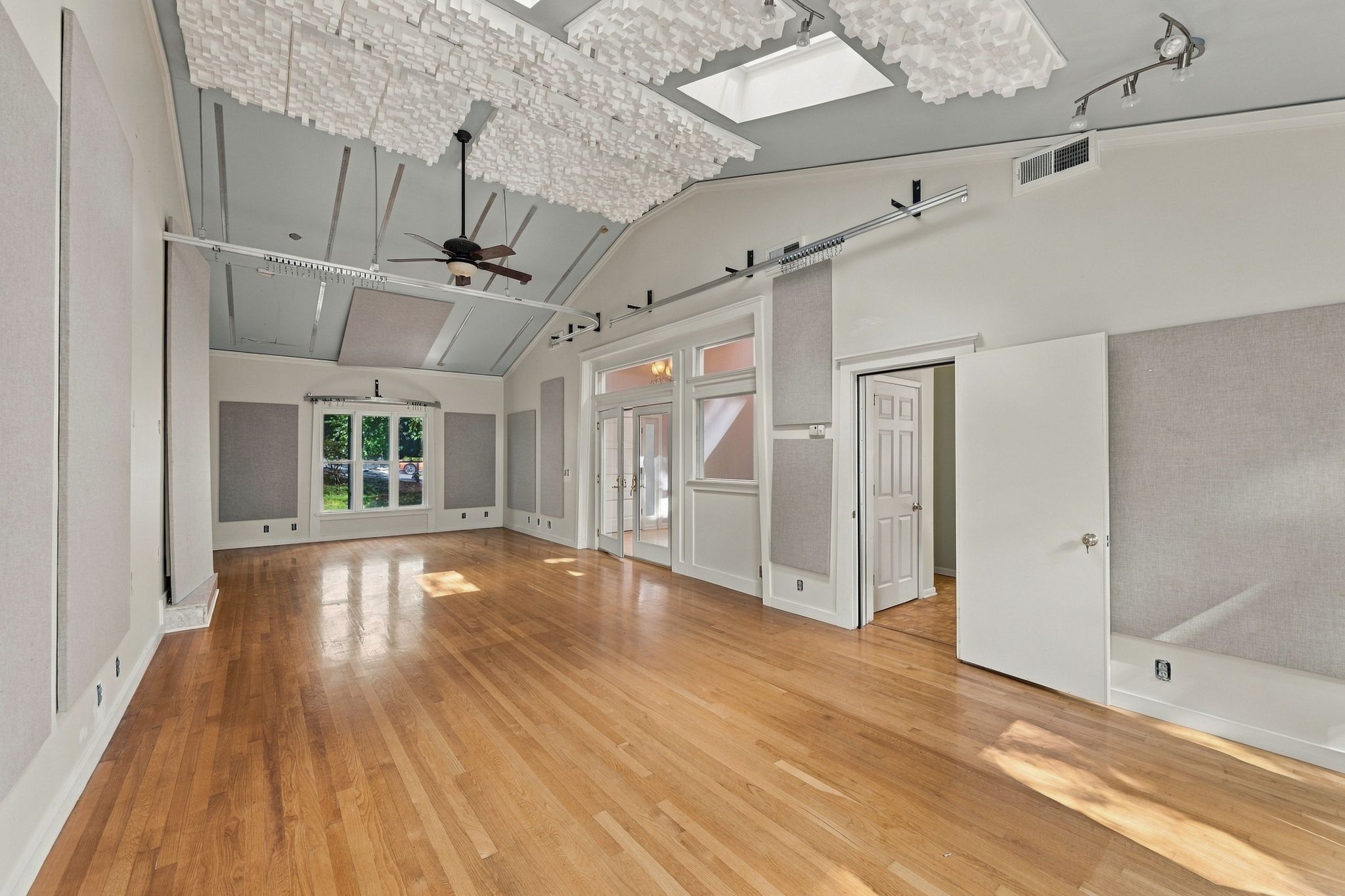 112 Harpeth Trace Ct Property Photo 4