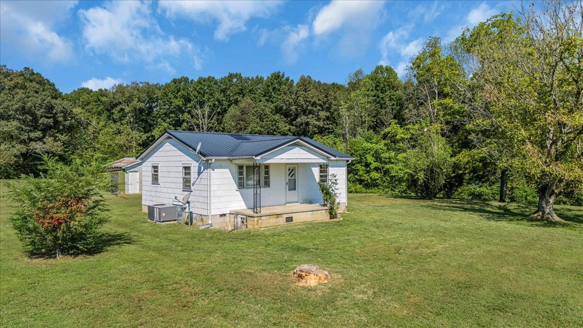 341 Rigsby Rd Property Photo 4