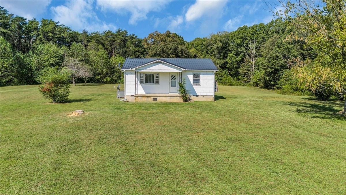 341 Rigsby Rd Property Photo 5