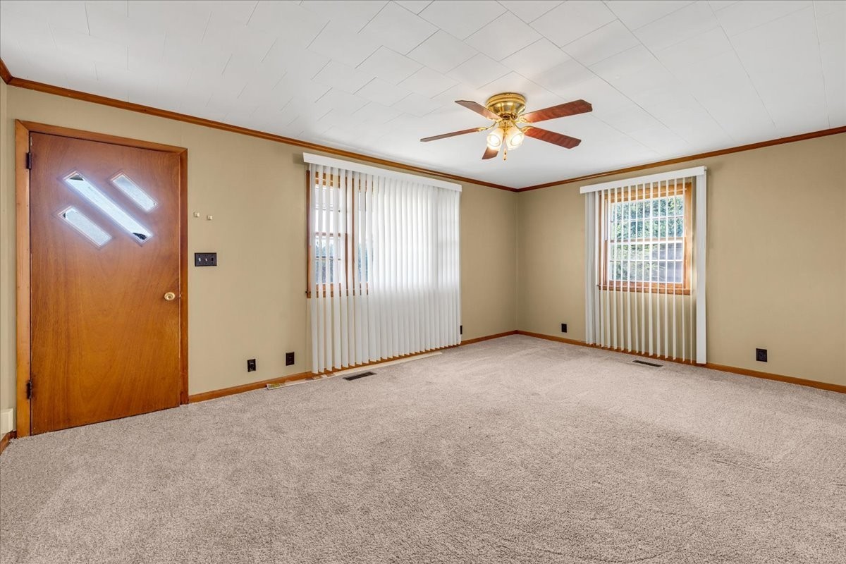 341 Rigsby Rd Property Photo 6