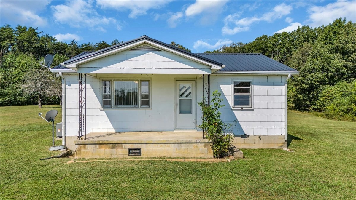 341 Rigsby Rd Property Photo 16