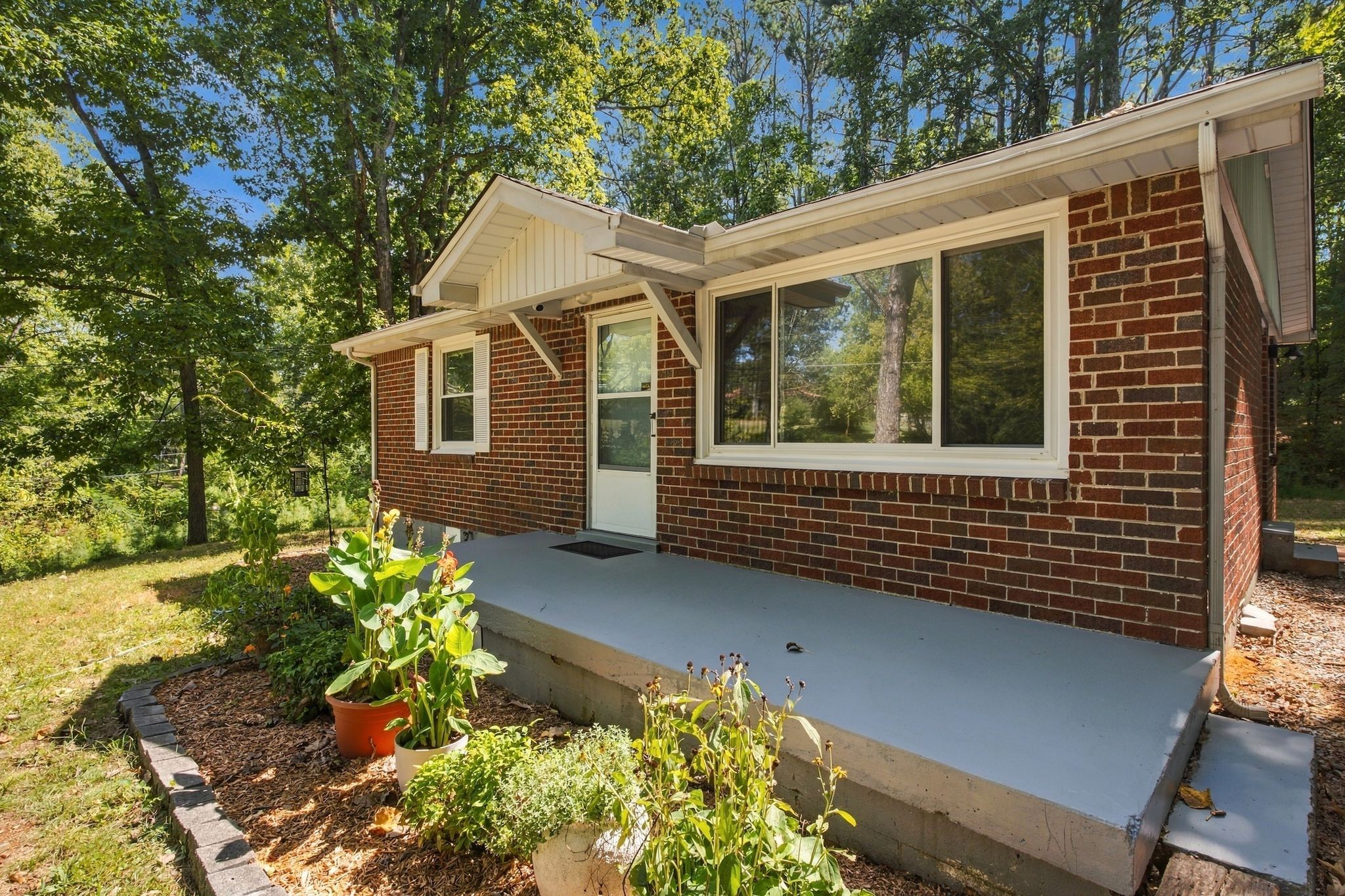 6463 Old Clarksville Pike Property Photo 1