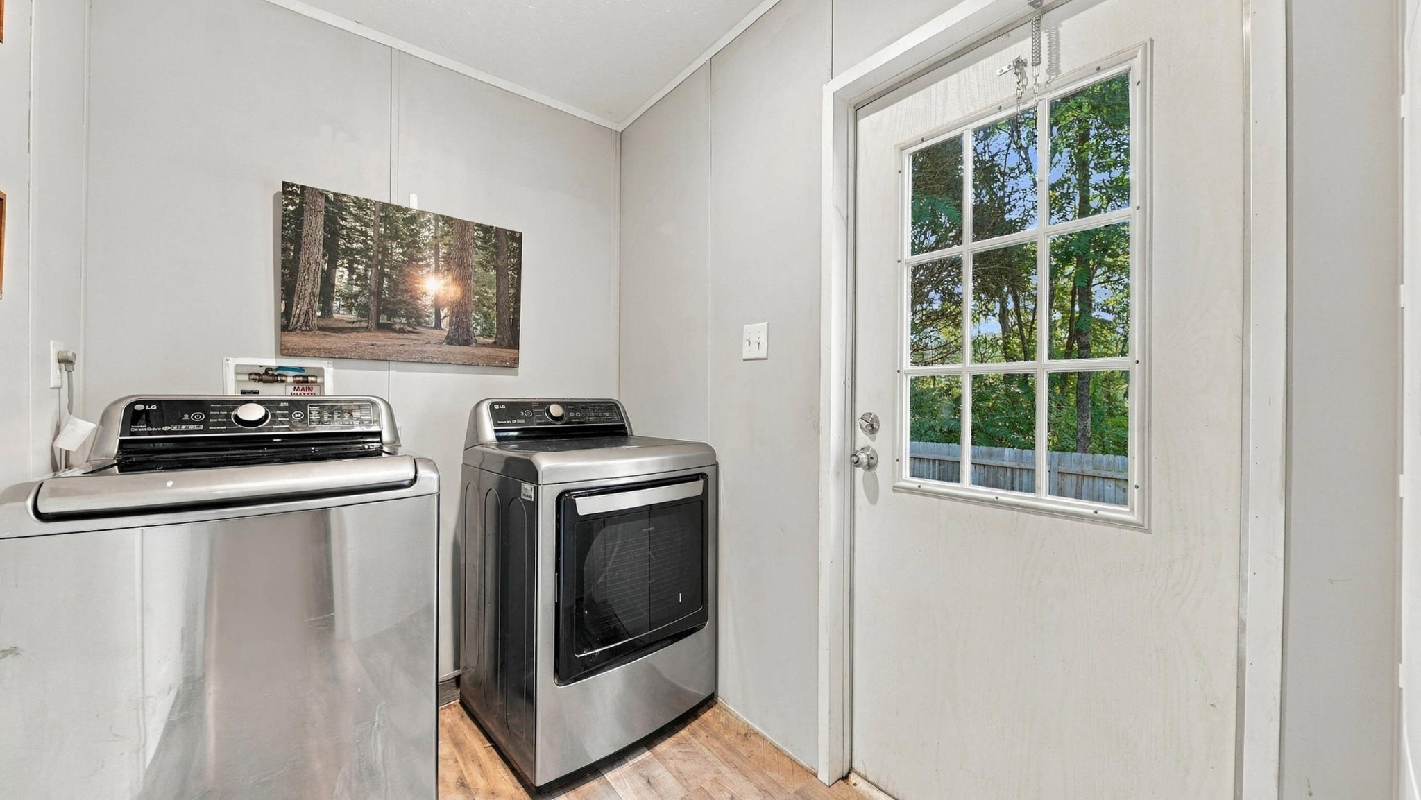 437 Sterling Road Property Photo 15
