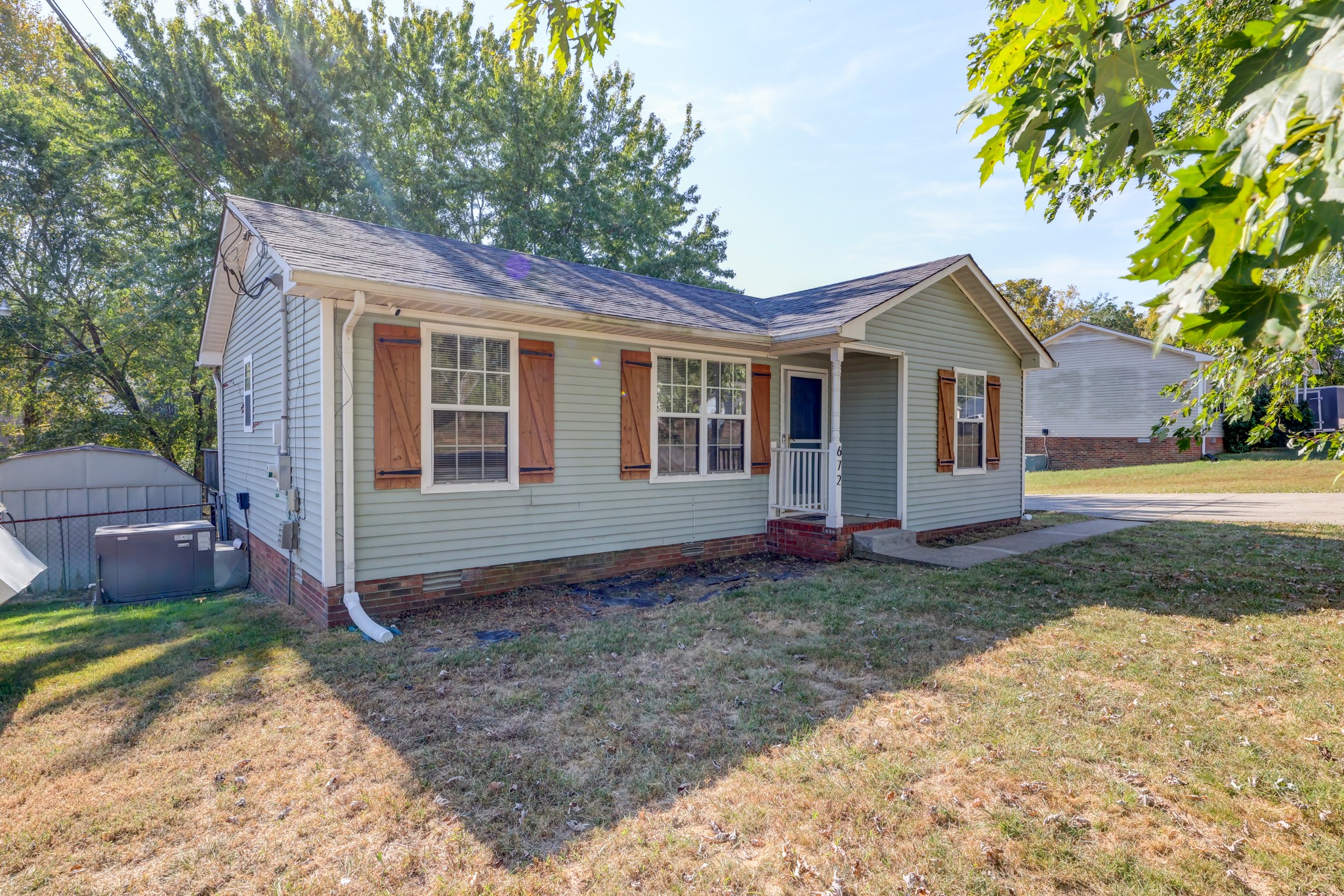 672 Artic Ave Property Photo 1