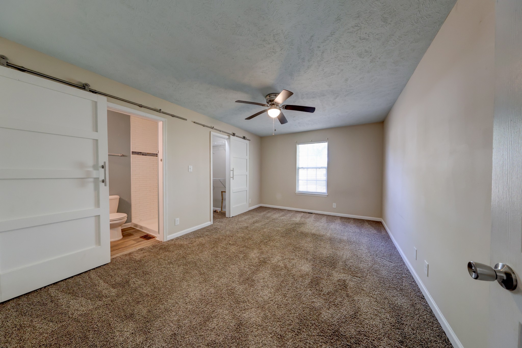 672 Artic Ave Property Photo 22