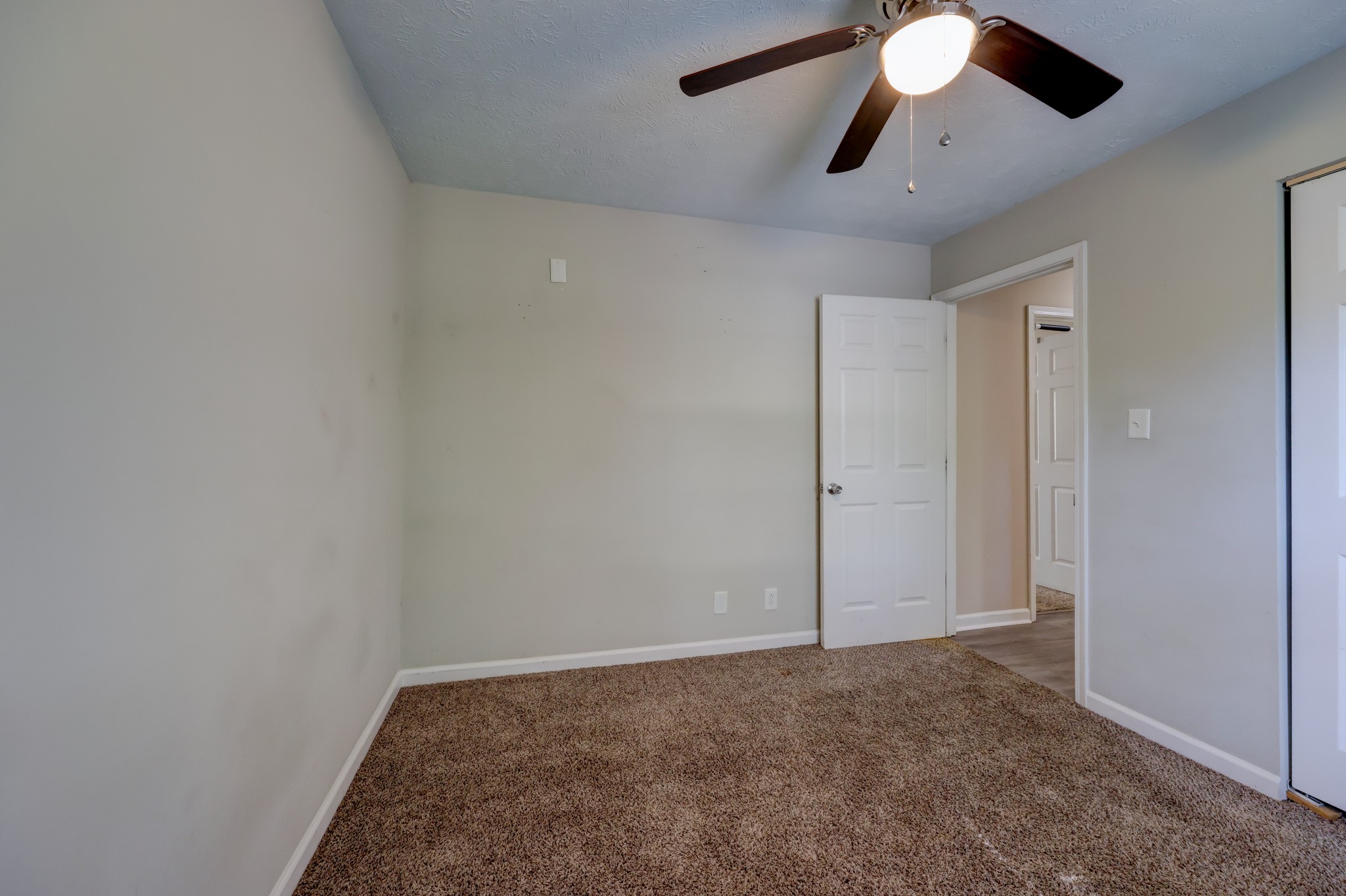 672 Artic Ave Property Photo 33
