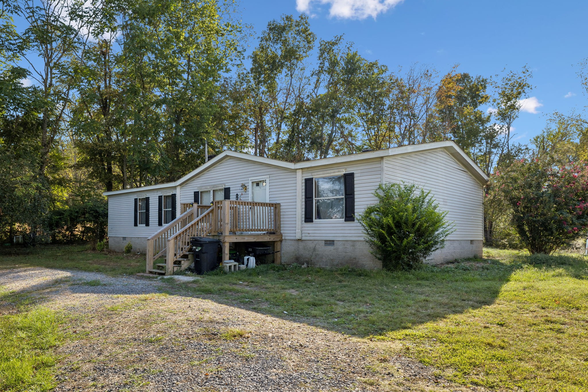142 Dan Bean Rd Property Photo 3