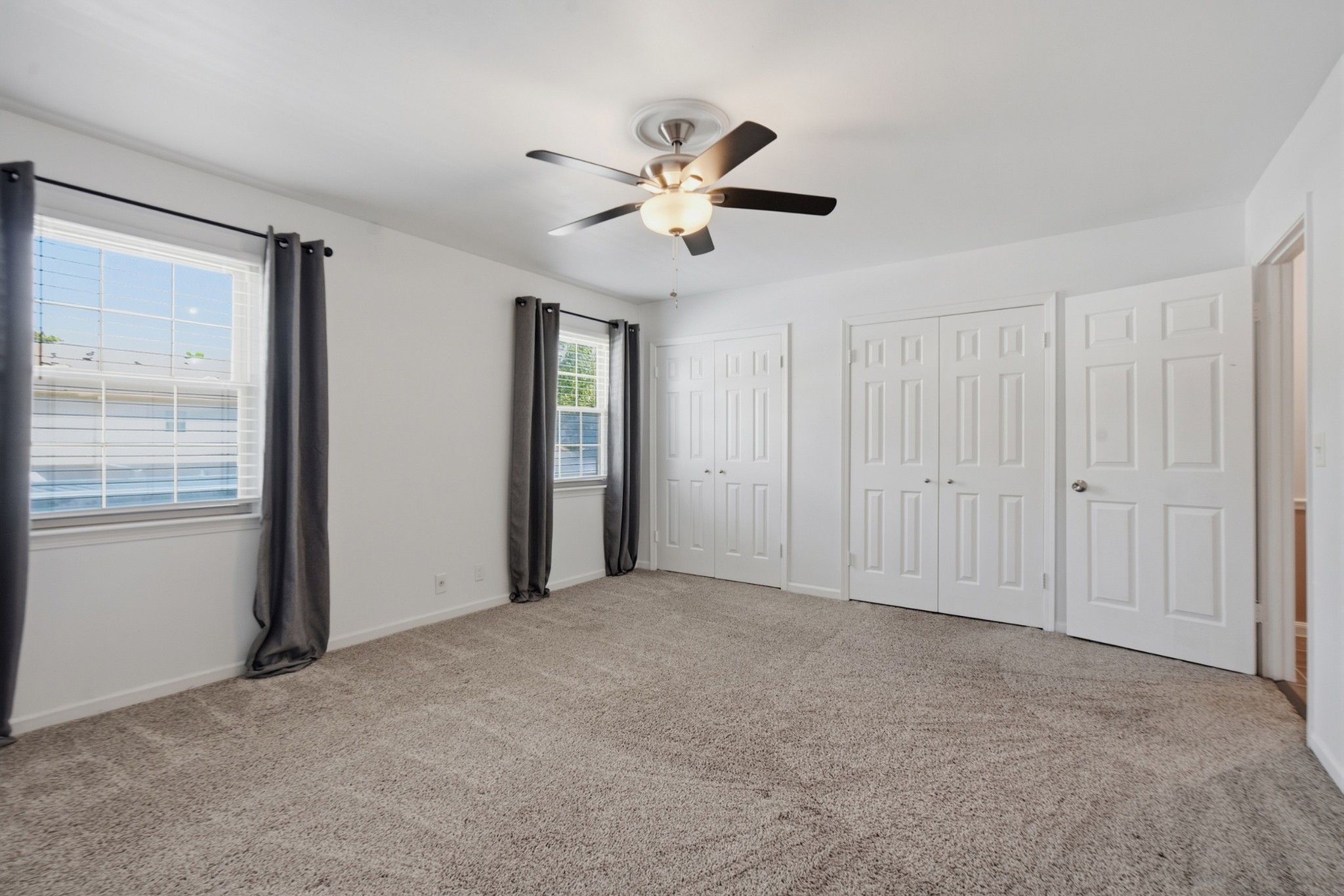 8207 Sawyer Brown Rd Property Photo 13