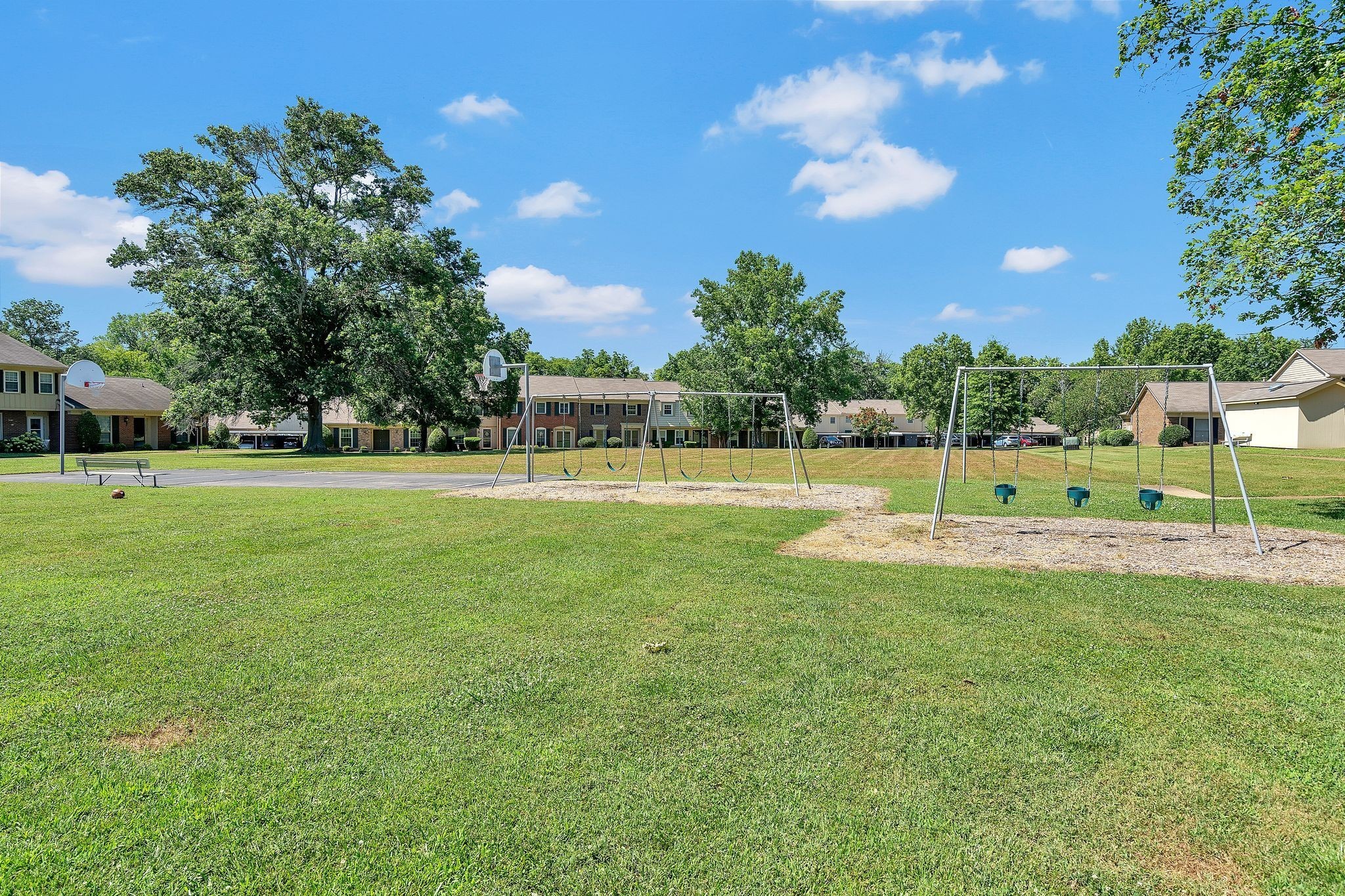 8207 Sawyer Brown Rd Property Photo 26