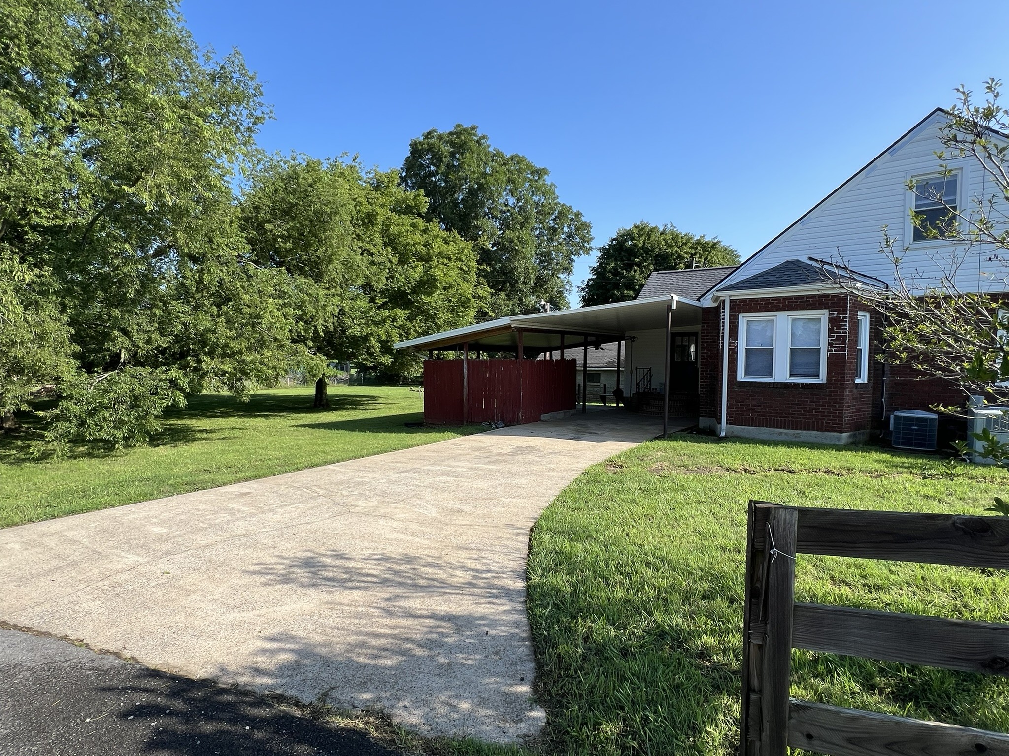 2801 Lascassas Pike Property Photo 3