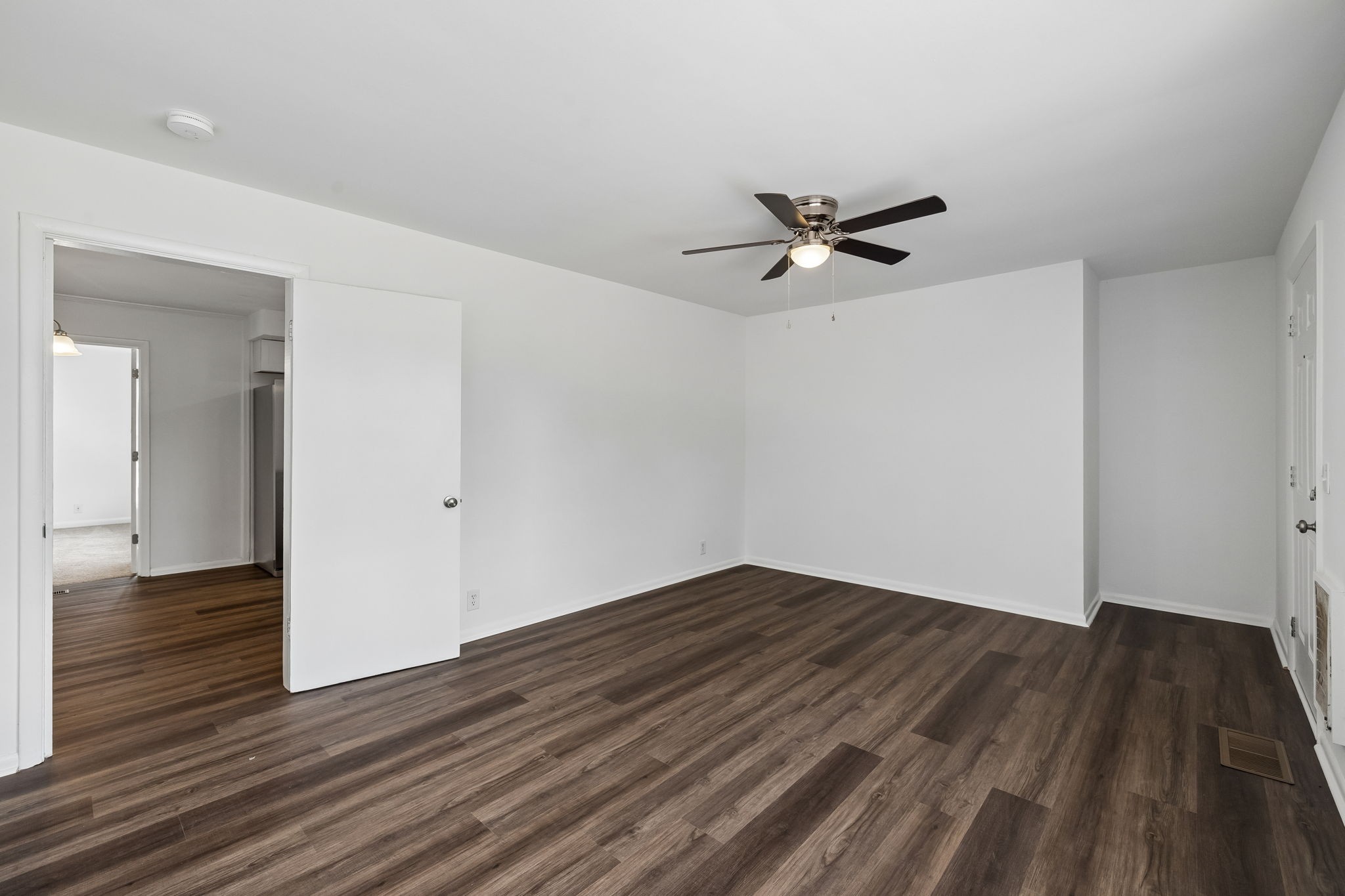 245 Bonnacroft Dr Property Photo 27