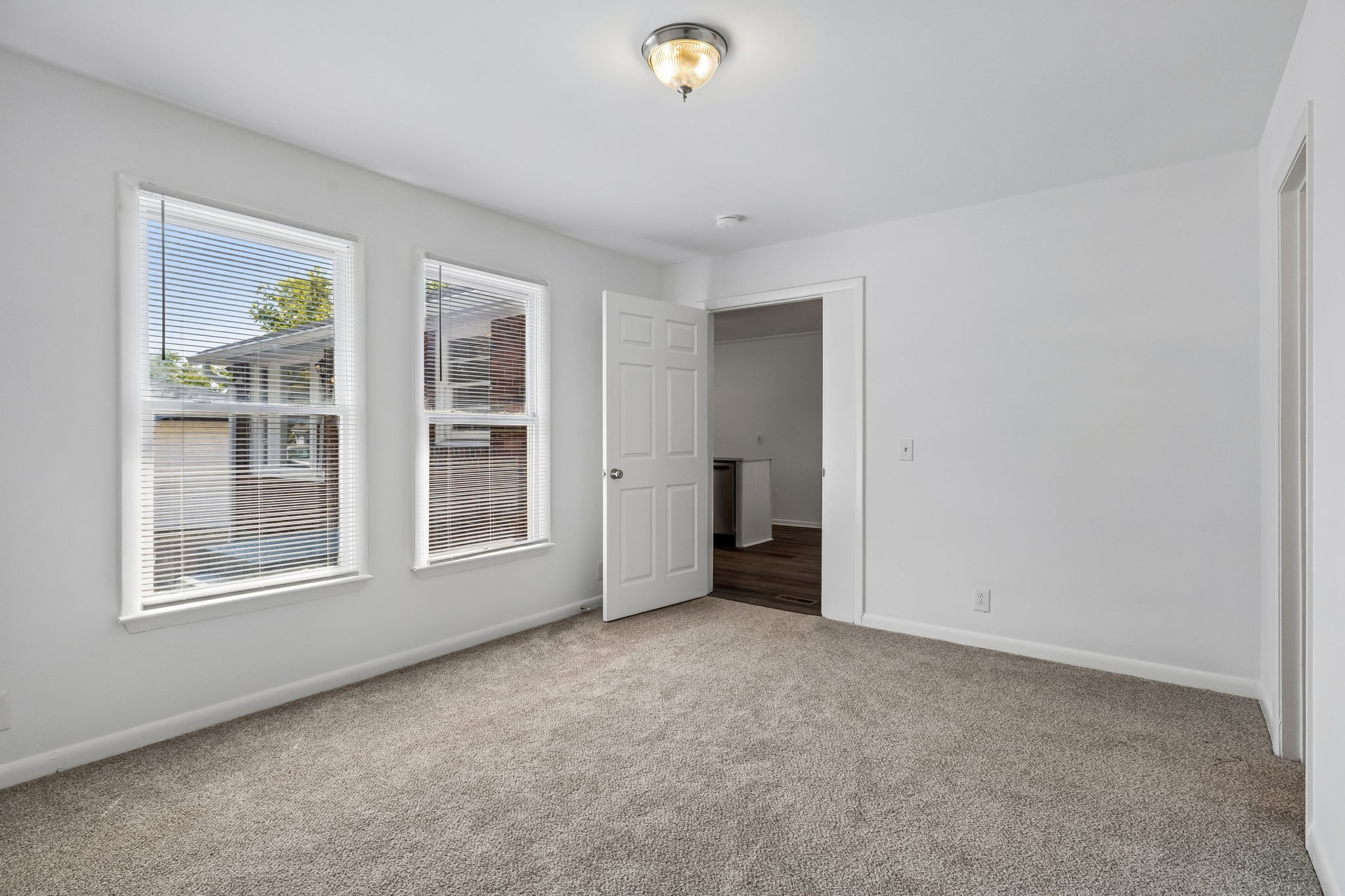 245 Bonnacroft Dr Property Photo 43