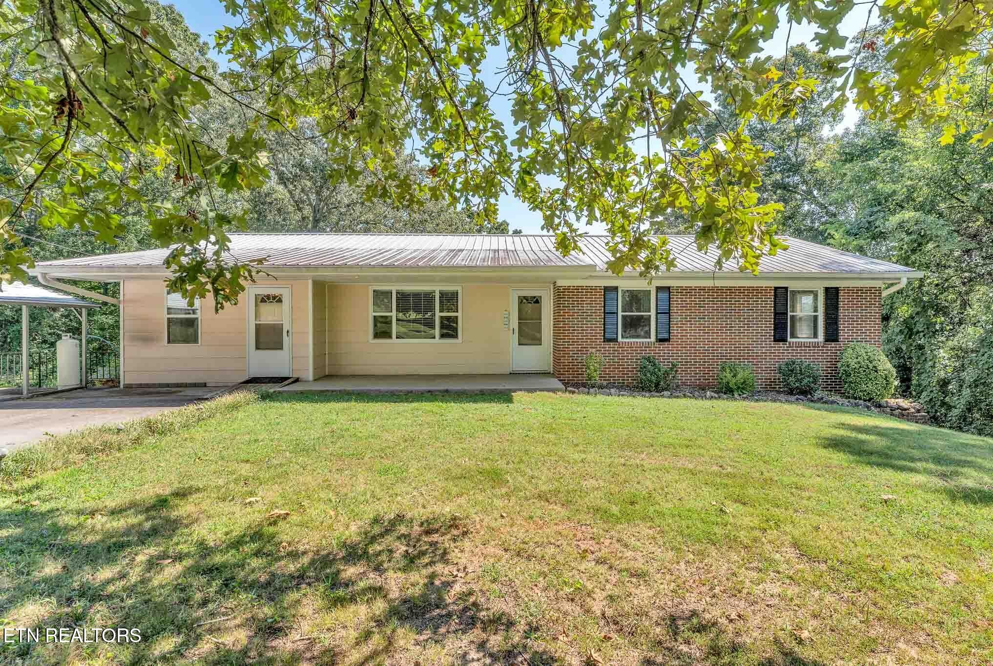 228 Crestwood Circle Property Photo 1
