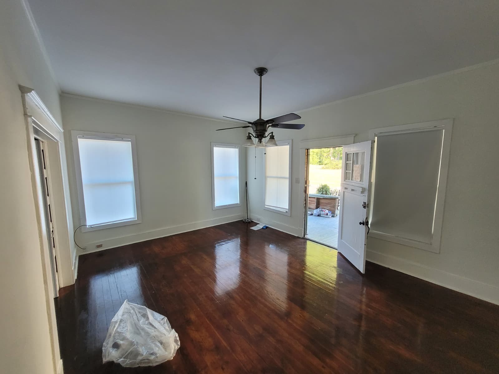 307 Sampson Ave, N Property Photo 9