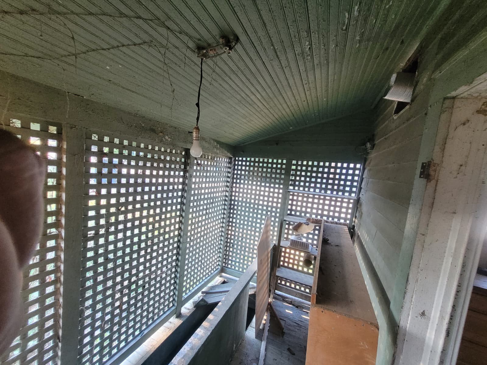 307 Sampson Ave, N Property Photo 18