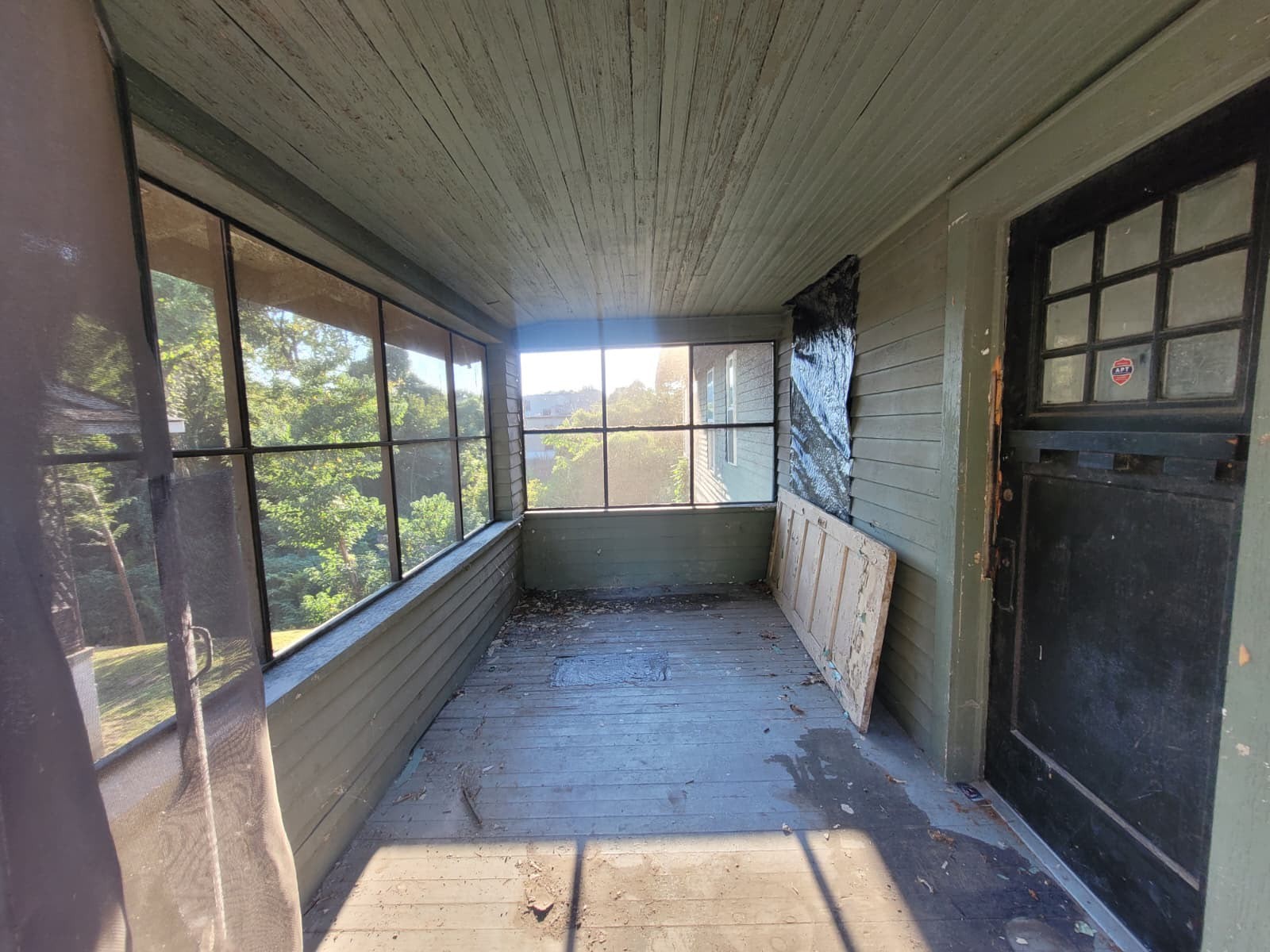 307 Sampson Ave, N Property Photo 25