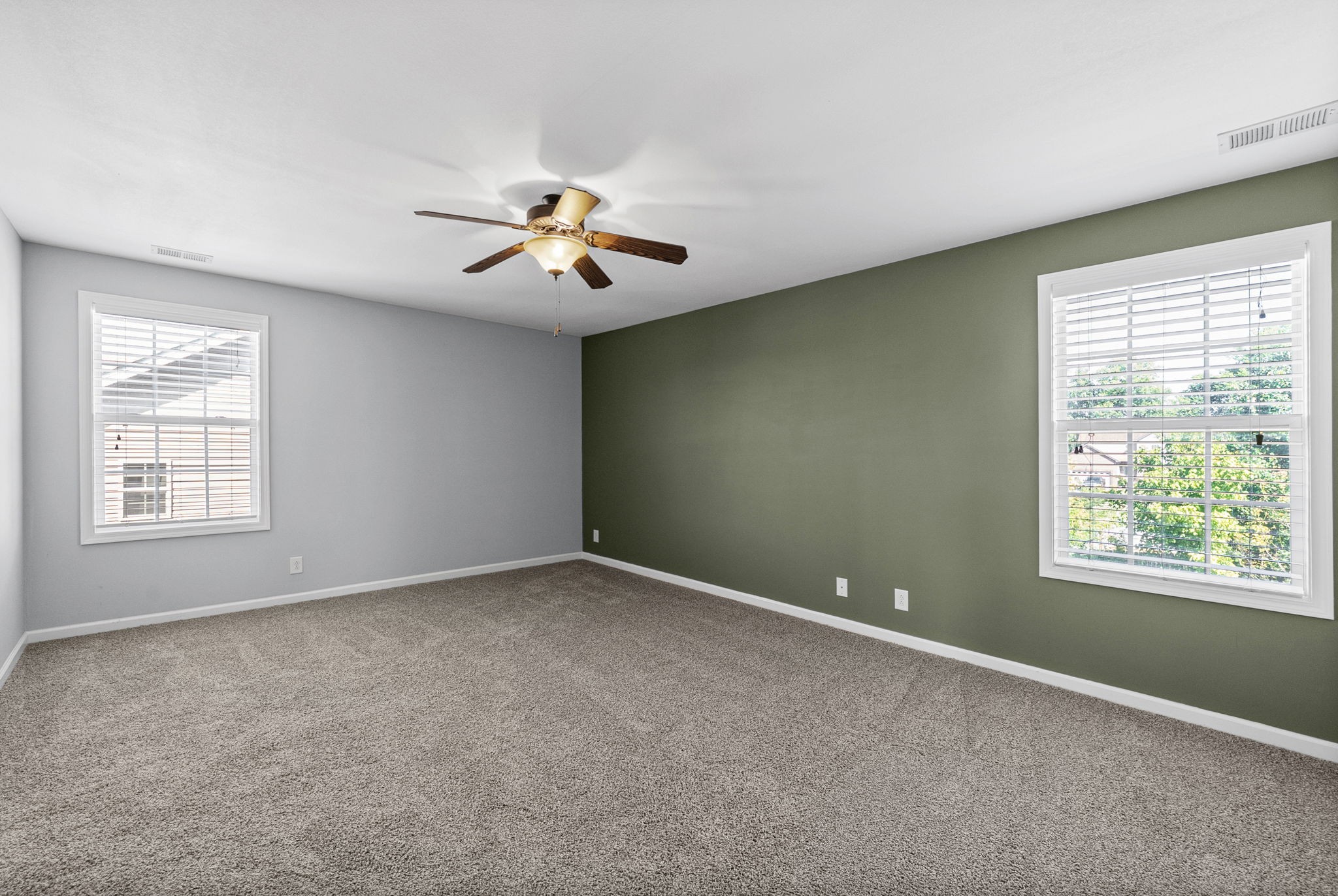 970 Dwight Eisenhower Way Property Photo 18