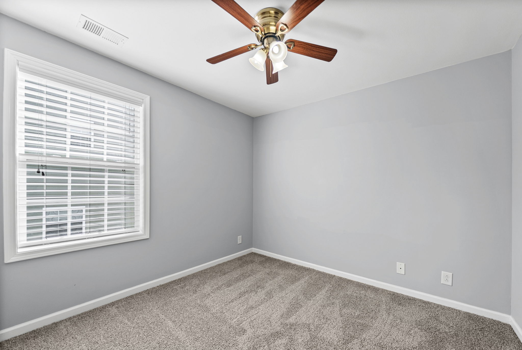 970 Dwight Eisenhower Way Property Photo 28