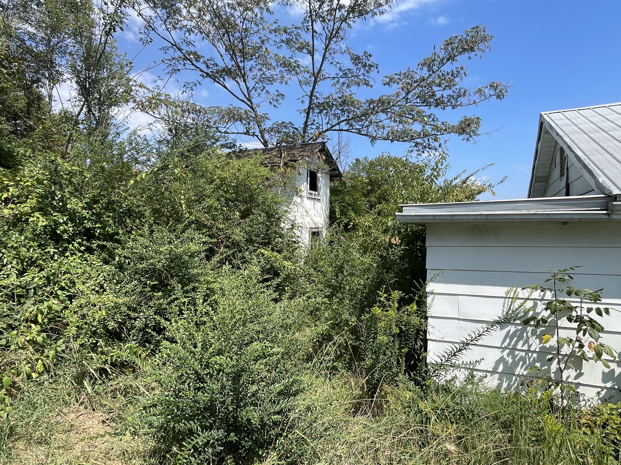 419 E Bernard Ave Property Photo 21