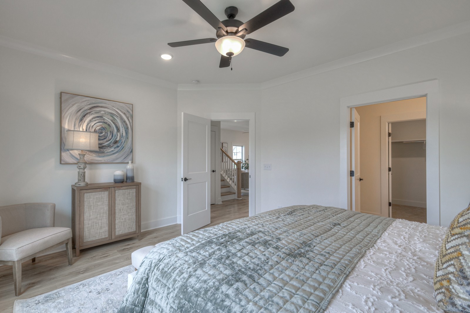 718 Coburg Street Property Photo 8