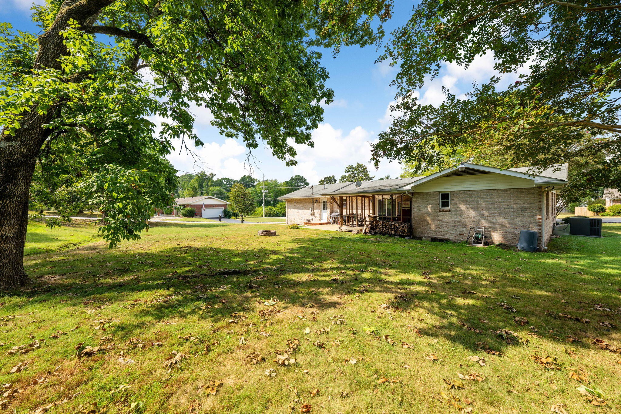 2130 Colonial Parkway Drive Property Photo 37
