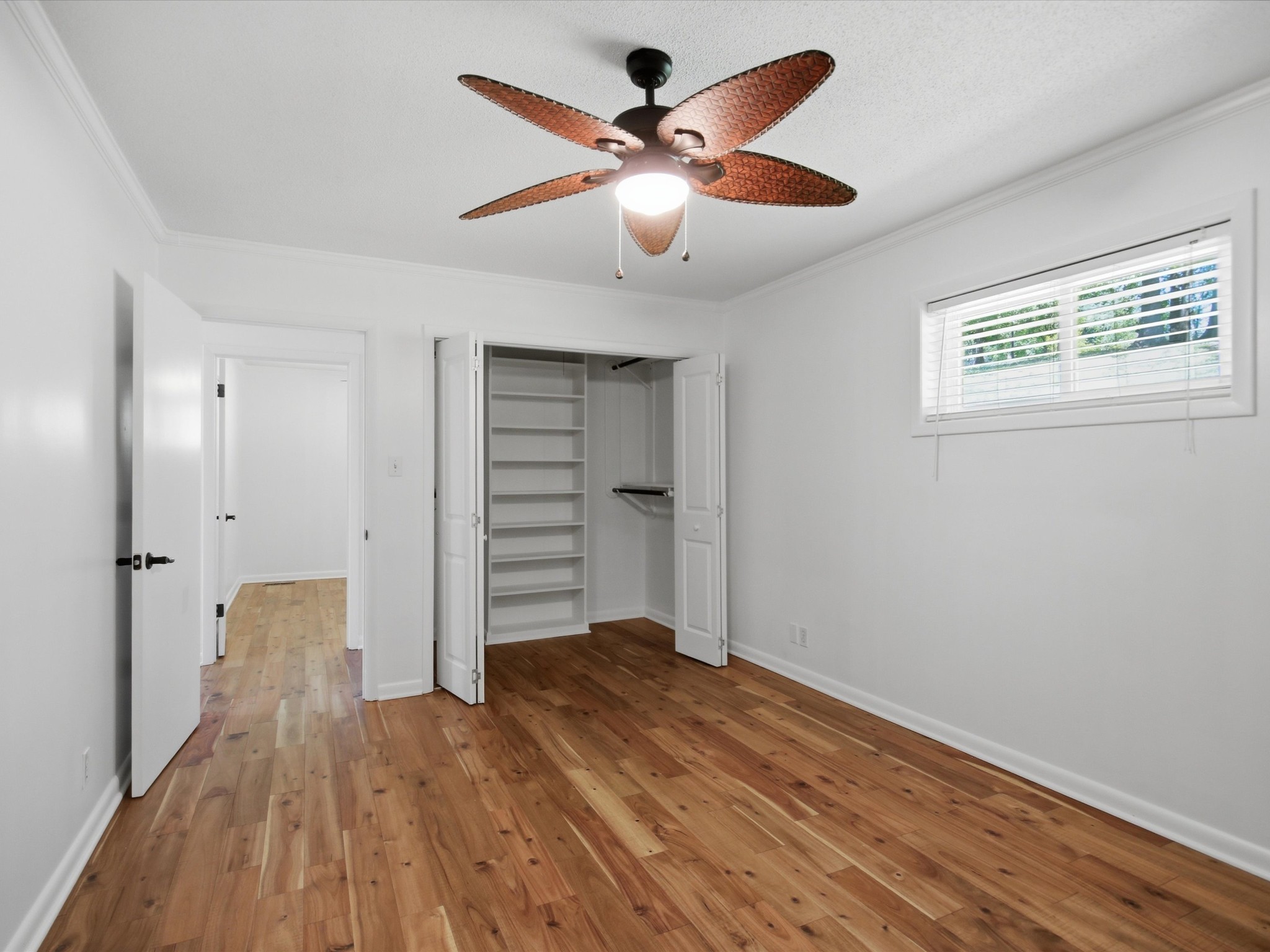 334 Echo Ln Property Photo 13