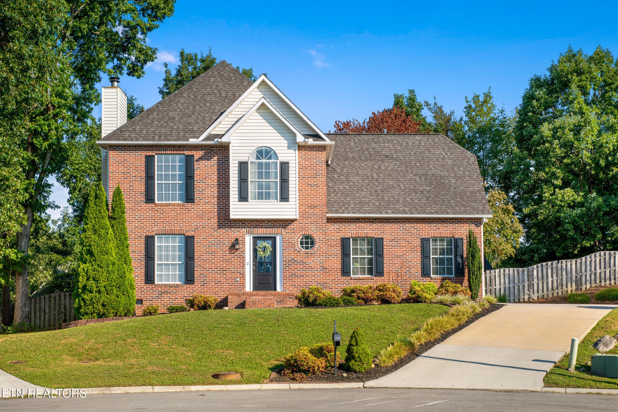 5507 Fair Oaks Lane Property Photo 1