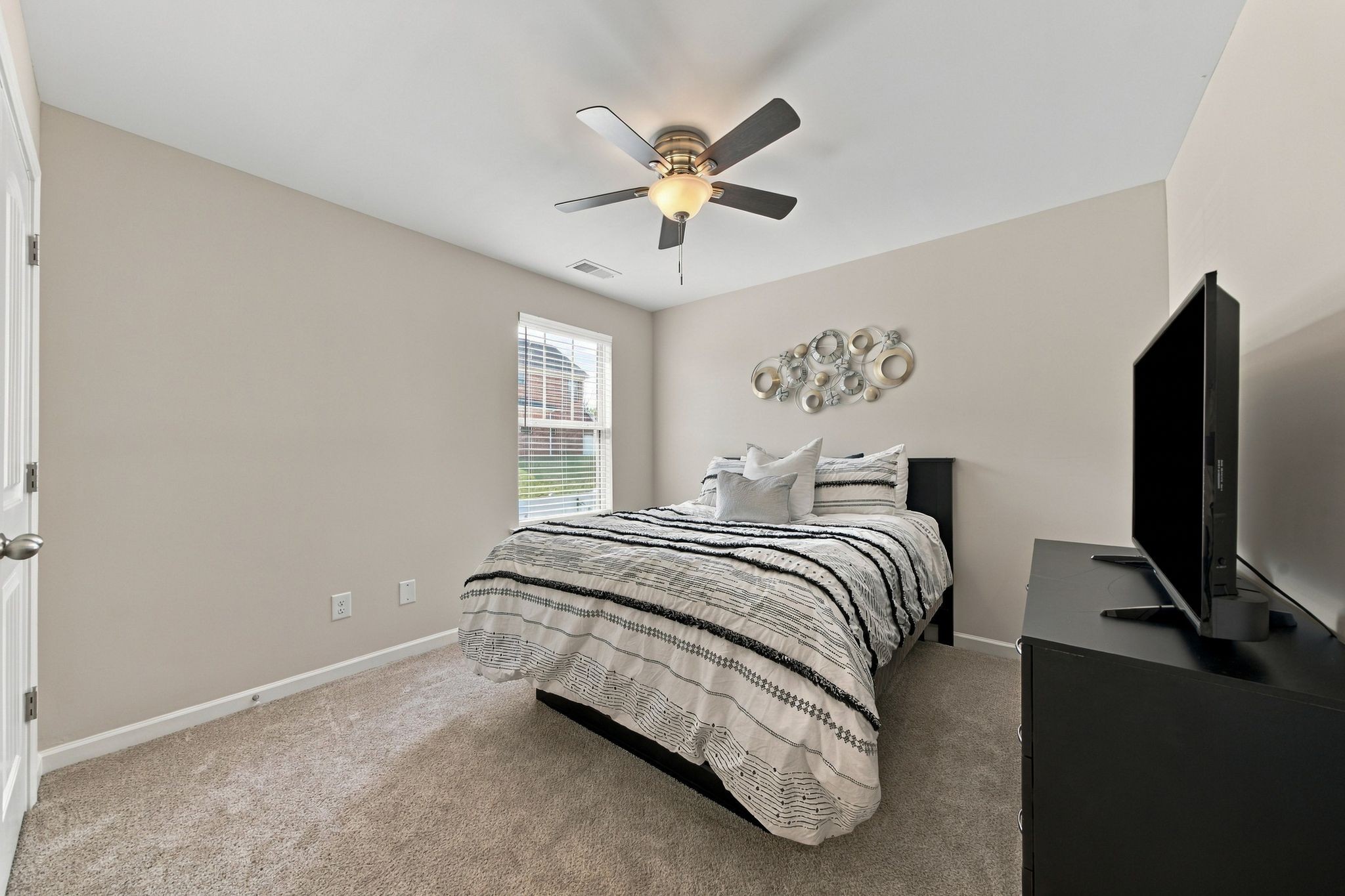 8245 Legacy Way Property Photo 23