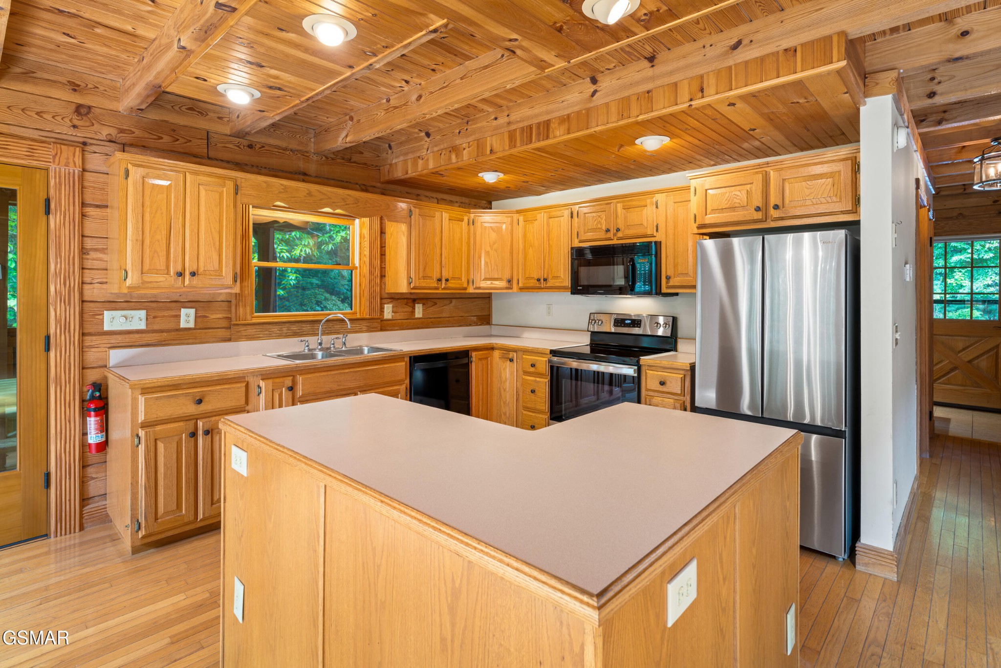 3839 Saddle Brook Way Property Photo 12