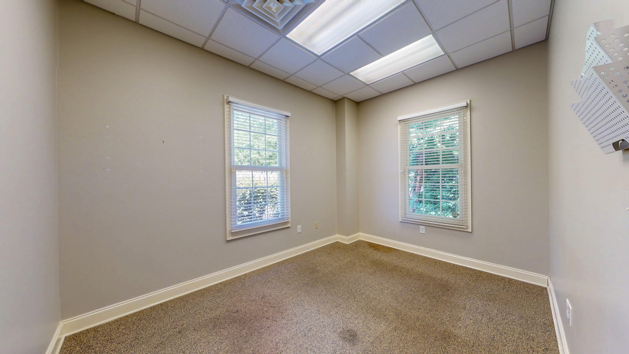 4160 N Ocoee Street, Ne Property Photo 32