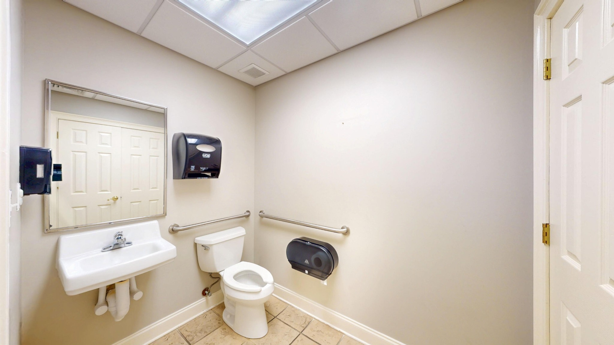4160 N Ocoee Street, Ne Property Photo 44