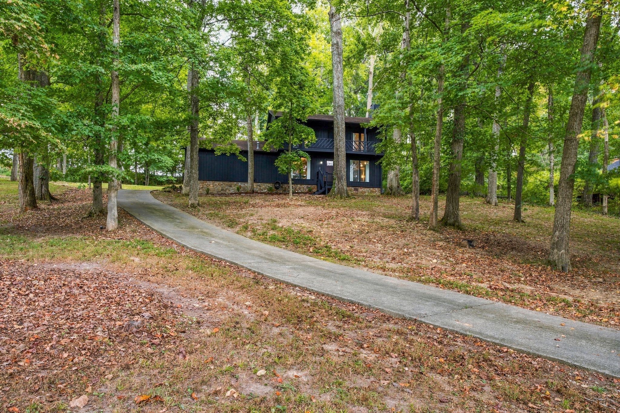 2551 Distillery Rd Property Photo 2