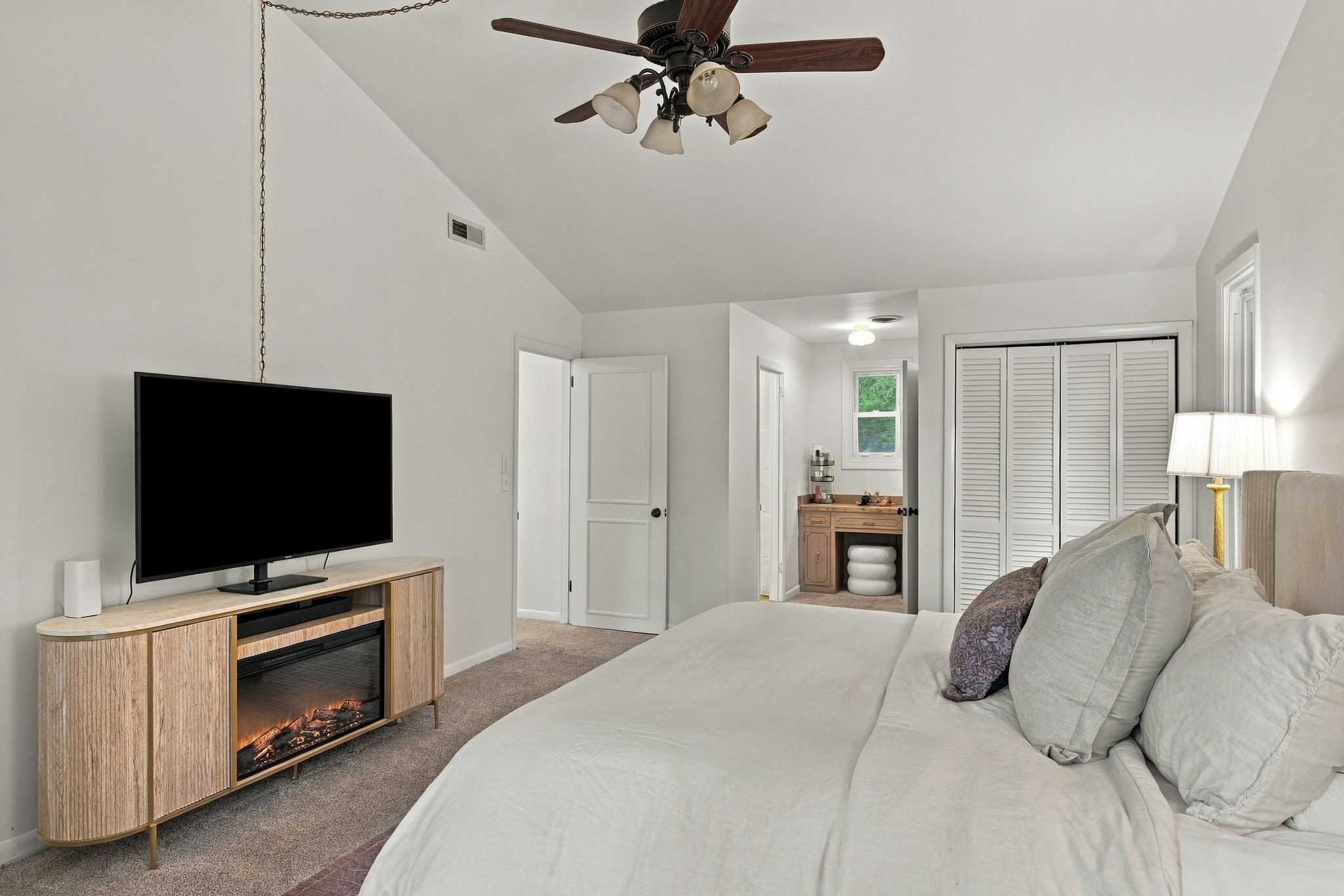 2551 Distillery Rd Property Photo 15