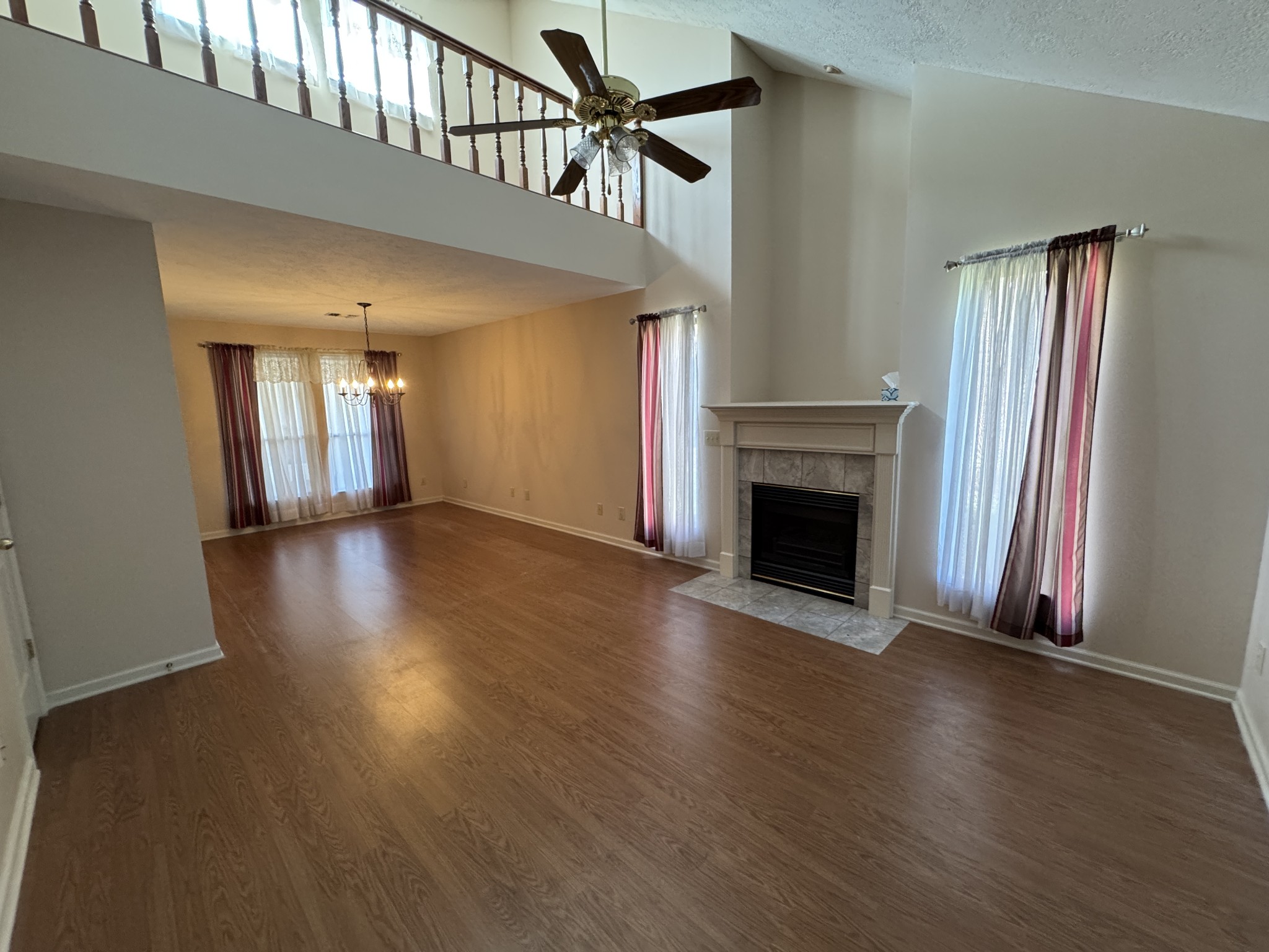 410 Castlewood Ln Property Photo 1