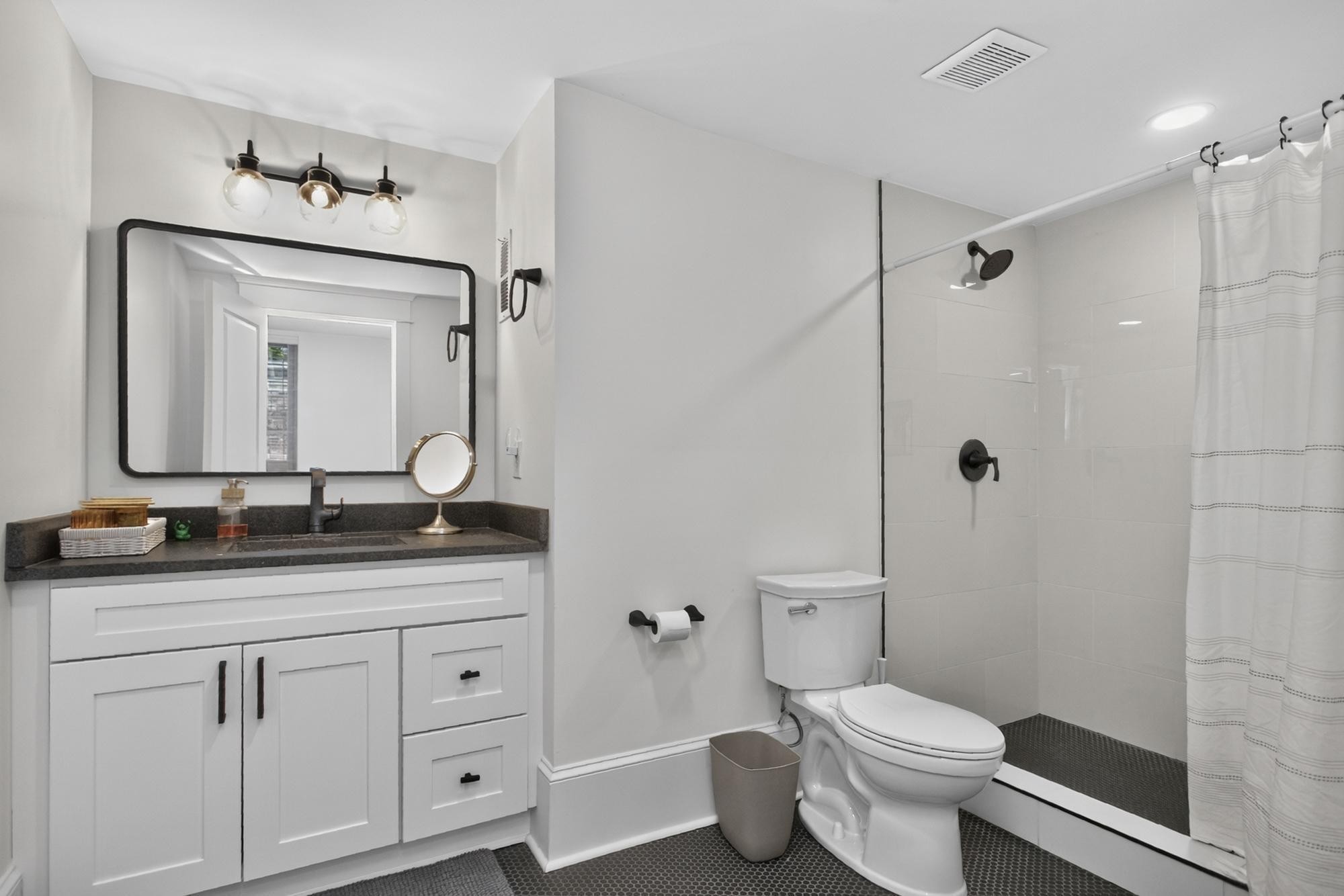 1617 Shelby Ave Property Photo 39