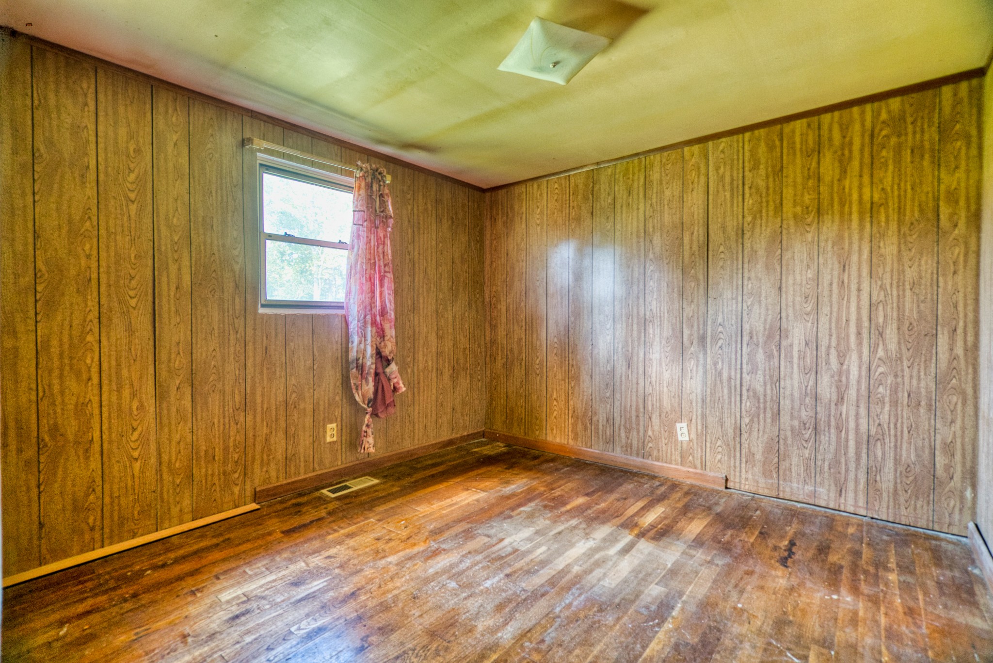 7528 Swift Rd, S Property Photo 10