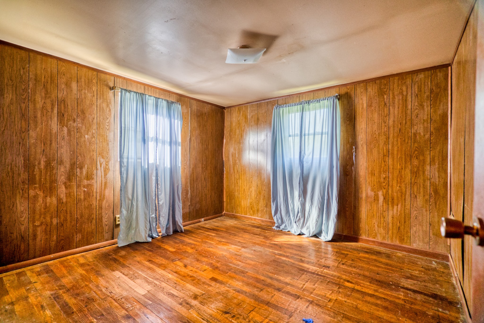 7528 Swift Rd, S Property Photo 12