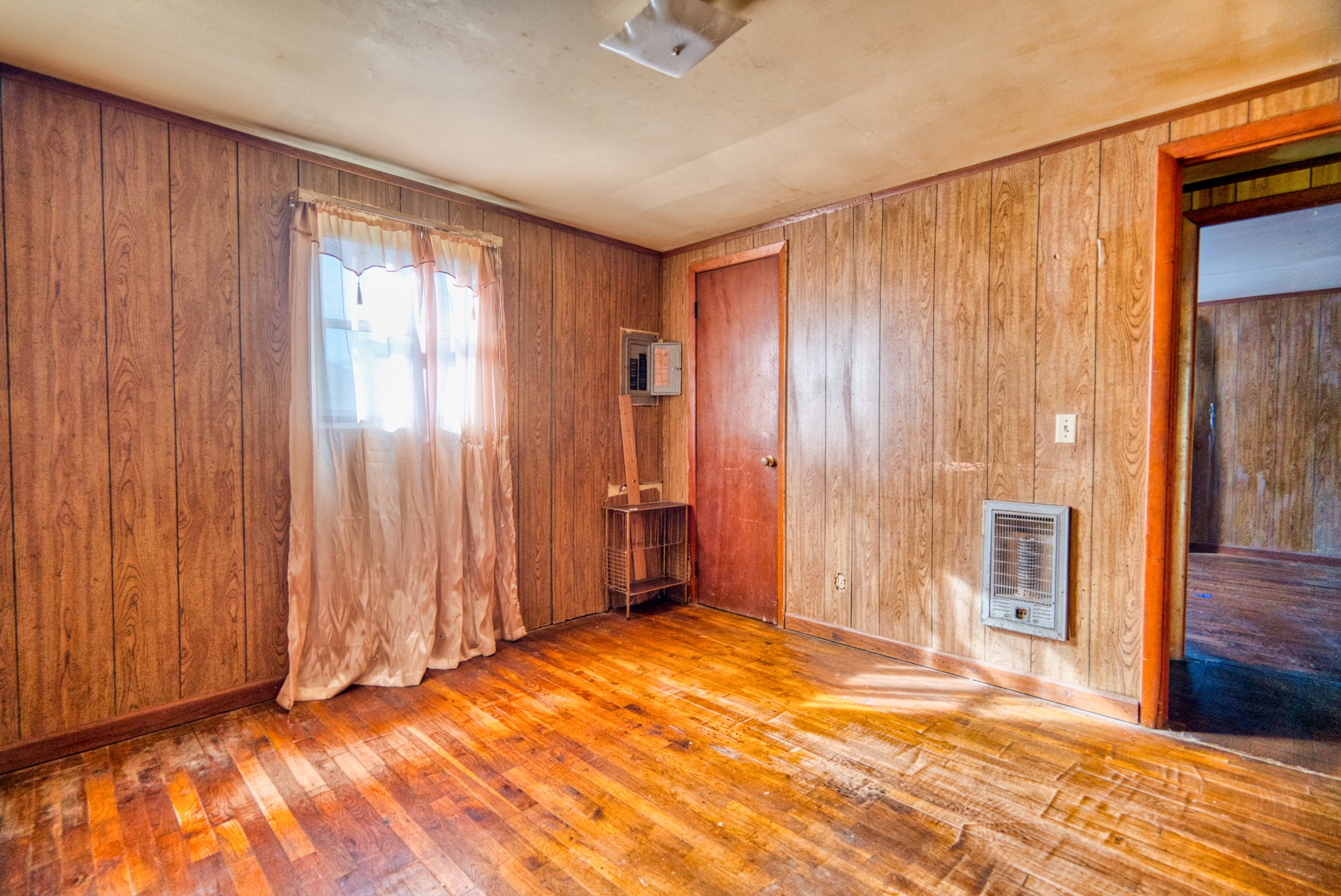 7528 Swift Rd, S Property Photo 15