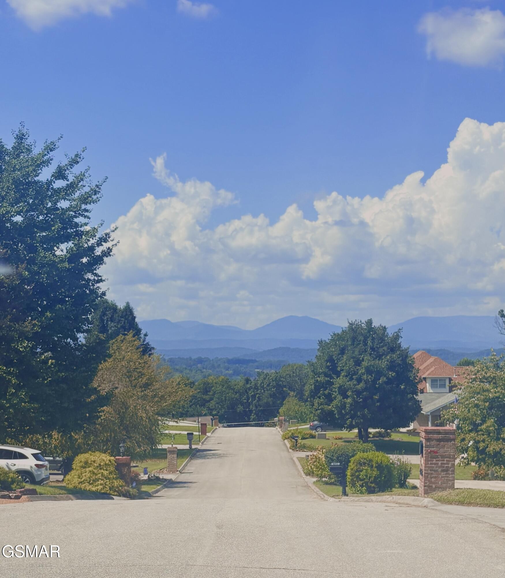 4022 Mountain Vista Road Property Photo 3