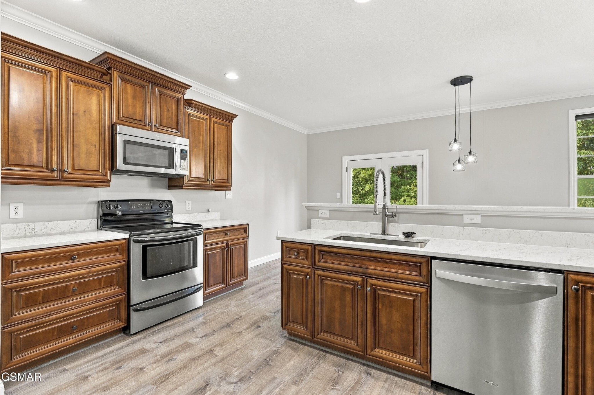 4022 Mountain Vista Road Property Photo 10